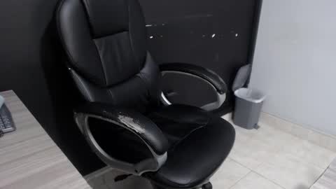 angy online show from 10-31-25, 01:56