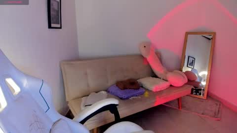 Maria online show from 06-07-26, 12:04