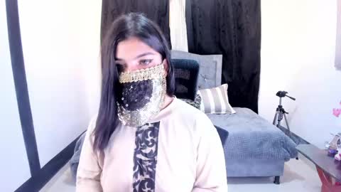 Anissa online show from 04-11-26, 12:20