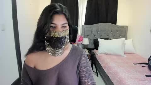 Anissa online show from 05-07-26, 04:34