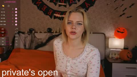 Alice online show from 11-02-25, 02:08