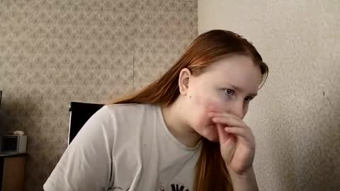 Snapshot of anika_lipps chatting on 09-12-25, 09:09 Anika online show from 09-12-25, 09:09