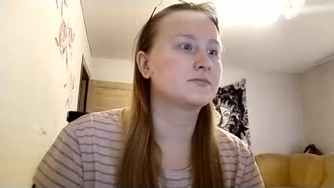 Snapshot of anika_lipps chatting on 10-21-25, 03:13 Anika online show from 10-21-25, 03:13