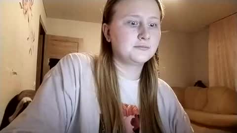 Snapshot of anika_lipps chatting on 11-06-25, 01:50 Anika online show from 11-06-25, 01:50