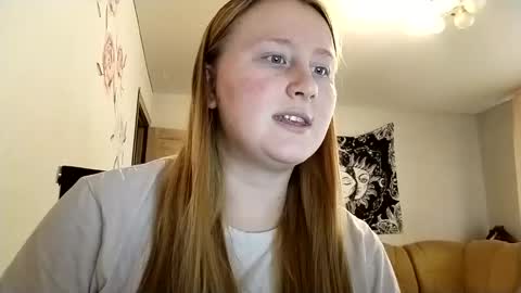 Snapshot of anika_lipps chatting on 11-18-25, 09:58 Anika online show from 11-18-25, 09:58