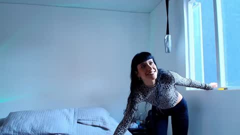 Snapshot of anika_lowen chatting on 01-25-25, 03:41 Anika And Lowen Your Thumbs Up Are Super Important For Us  online show from 01-25-25, 03:41