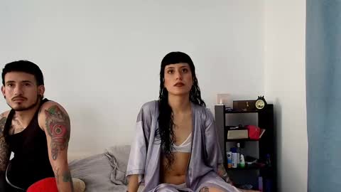 Snapshot of anika_lowen chatting on 02-28-25, 03:15 Anika And Lowen Your Thumbs Up Are Super Important For Us  online show from 02-28-25, 03:15