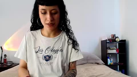 Snapshot of anika_lowen chatting on 03-05-25, 05:29 Anika And Lowen Your Thumbs Up Are Super Important For Us  online show from 03-05-25, 05:29