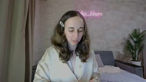 anikabloom online show from 02-10-25, 03:35