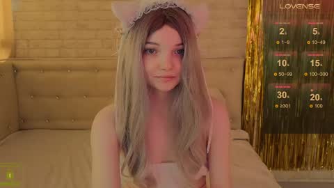Snapshot of animealica chatting on 05-20-26, 02:40 Alica online show from 05-20-26, 02:40
