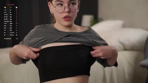 AnishaVivo online show from 02-01-26, 02:15