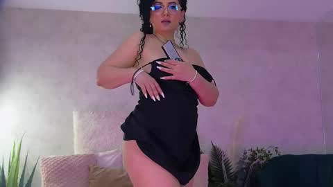 anissia teaser online show from 03-25-26, 06:19