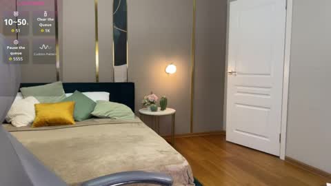 Anita online show from 04-09-26, 01:16