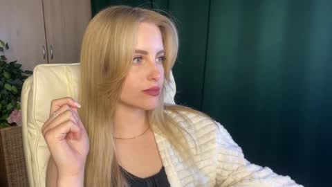 Anita online show from 05-18-26, 04:07