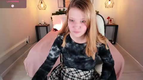 Anita online show from 06-23-26, 07:28
