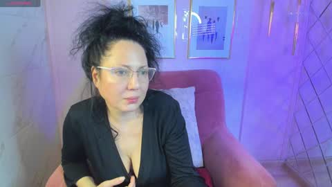 Snapshot of anita_muse chatting on 12-20-24, 04:20 Anita online show from 12-20-24, 04:20