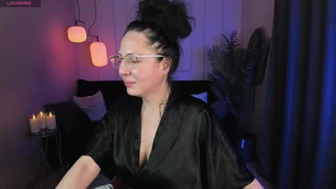 Snapshot of anita_muse chatting on 01-19-25, 12:17 Anita online show from 01-19-25, 12:17