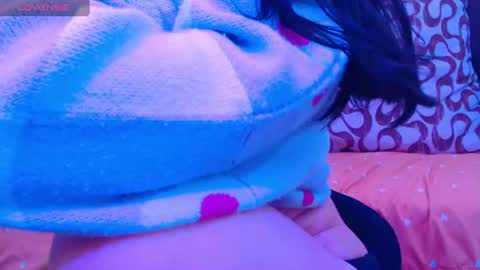 Snapshot of anitafox_ chatting on 06-11-26, 05:05 Anitafoxx online show from 06-11-26, 05:05