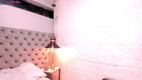 Anittatoro  online show from 11-08-25, 07:23