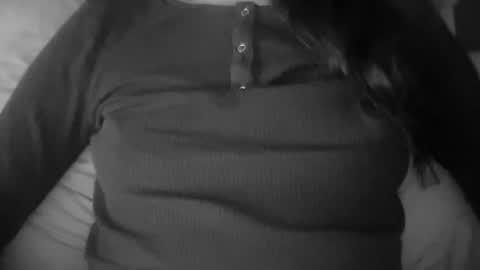 Snapshot of anje_forsexytime chatting on 06-19-26, 03:27 Anje online show from 06-19-26, 03:27