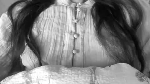 Snapshot of anje_forsexytime chatting on 06-24-26, 04:39 Anje online show from 06-24-26, 04:39