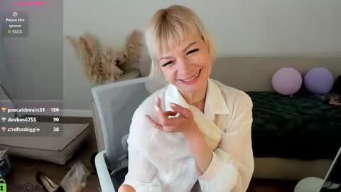 ann_annise online show from 07-05-26, 04:19