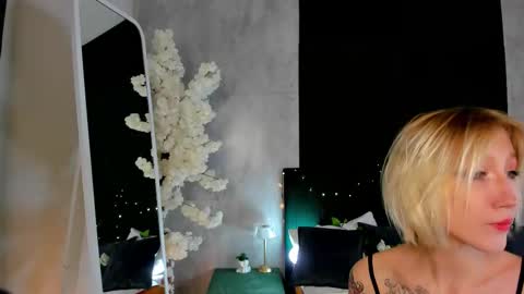 ann online show from 02-18-26, 01:12