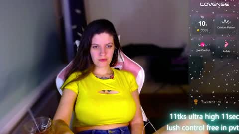 Snapshot of ann_mikele chatting on 12-06-24, 01:44 Ann online show from 12-06-24, 01:44