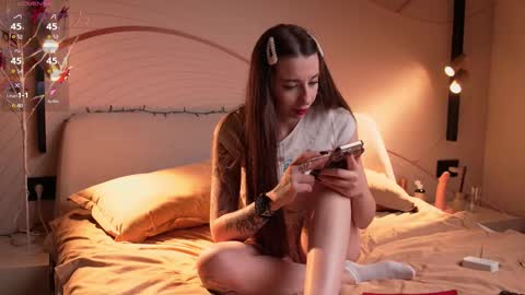 anna13121312 online show from 02-01-26, 02:26