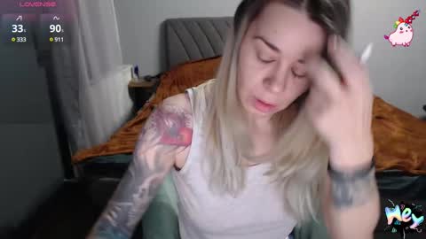 Snapshot of anna_ana chatting on 12-06-24, 11:22 Anadirectgirl online show from 12-06-24, 11:22