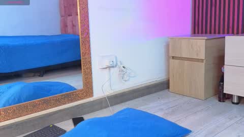 anna_beneet online show from 10-07-25, 12:02