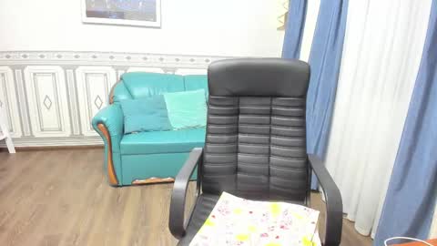 Anna Ditrih online show from 03-12-25, 03:51