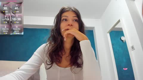 Snapshot of anna_lewis chatting on 01-12-25, 11:28 Anna online show from 01-12-25, 11:28