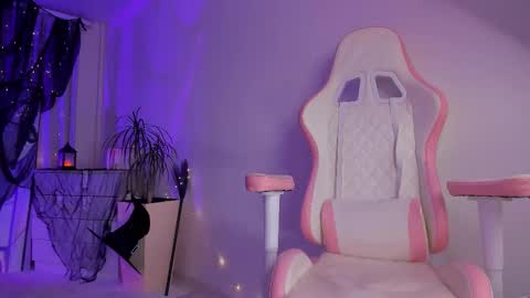 anna_lure online show from 10-27-25, 02:37