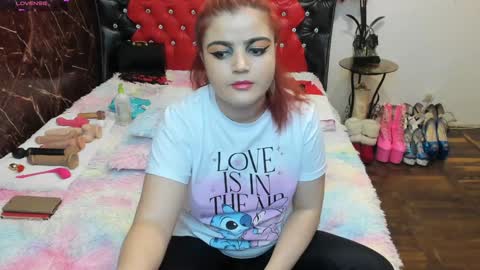 Snapshot of anna_lwice chatting on 01-17-25, 04:04 Ana online show from 01-17-25, 04:04