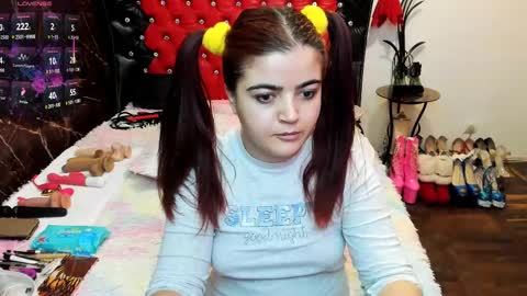 Snapshot of anna_lwice chatting on 02-14-25, 08:52 Ana online show from 02-14-25, 08:52