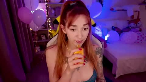 Anna online show from 06-11-26, 03:04
