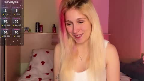 Annabel online show from 10-18-25, 12:39