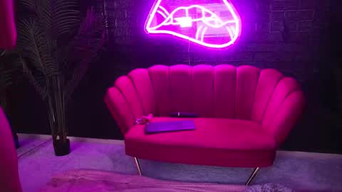 Anna online show from 09-15-25, 04:01