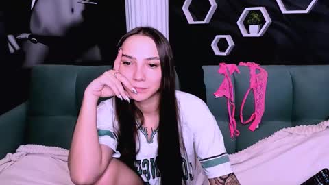 Snapshot of annabishop chatting on 01-15-25, 12:04 annabishop online show from 01-15-25, 12:04