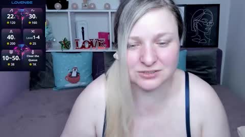 AnnaCherri online show from 12-23-25, 02:42