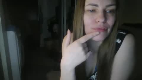 annadiamond1 online show from 05-10-26, 08:47