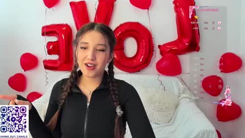 Snapshot of annaelfi chatting on 02-16-25, 06:10 Anna online show from 02-16-25, 06:10