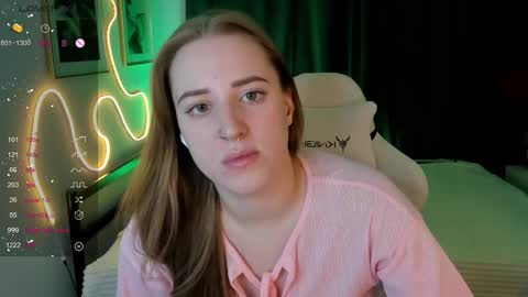 annagrees1 online show from 12-18-25, 02:34