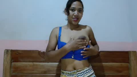 Snapshot of annahhotgirl chatting on 02-05-25, 10:01 annahhotgirl online show from 02-05-25, 10:01