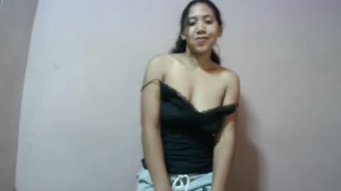 Snapshot of annahhotgirl chatting on 02-20-25, 01:30 annahhotgirl online show from 02-20-25, 01:30