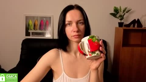 Snapshot of annakillian_kiss chatting on 04-27-26, 05:27 Anna online show from 04-27-26, 05:27