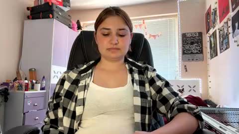 Elizabeth online show from 07-11-26, 11:13