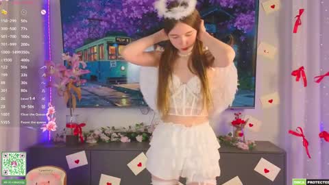 Snapshot of annamarie_foryou chatting on 04-25-26, 08:06 Holly Molly Im Polly online show from 04-25-26, 08:06