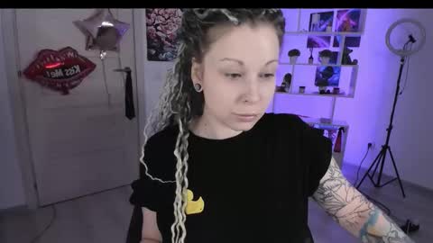 Anna online show from 10-18-25, 07:14